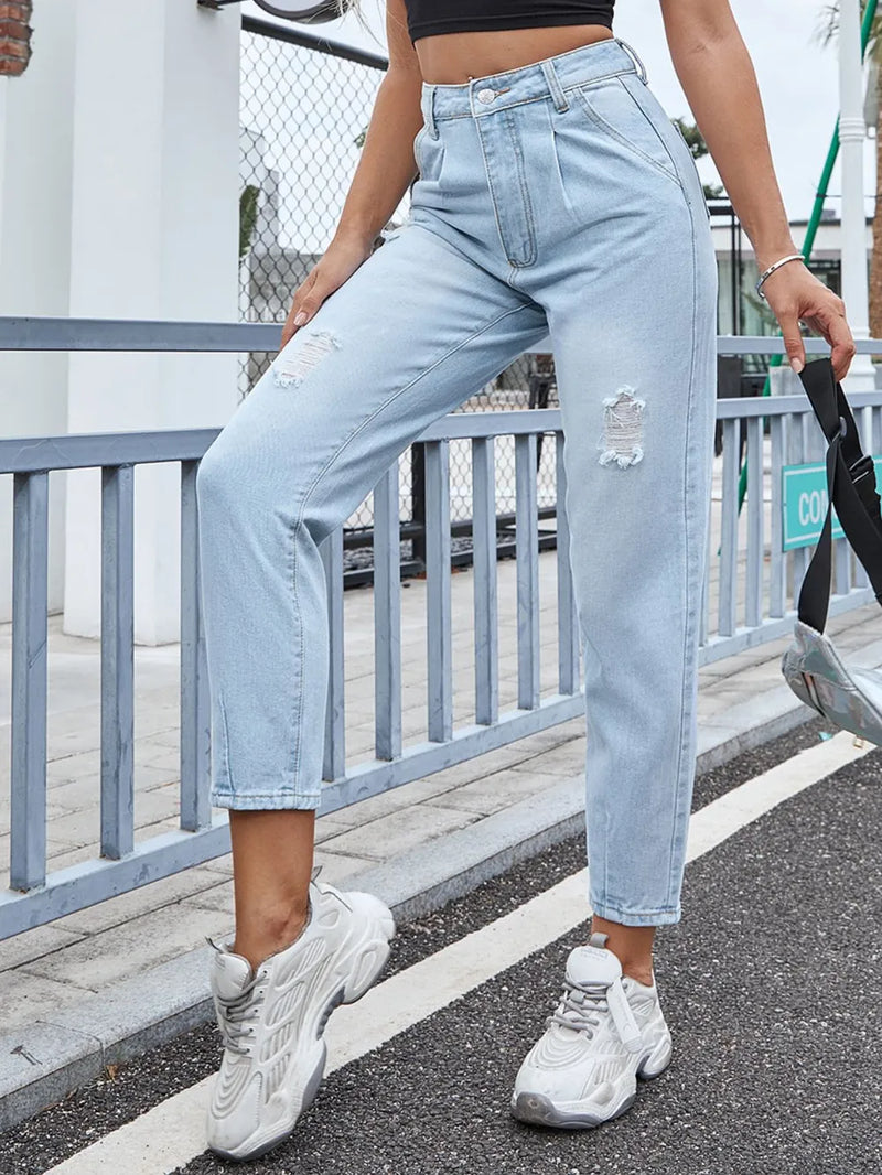 Distressed Straight Jeans with Pockets 3