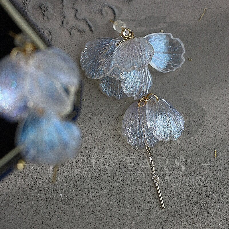 Camille Petal Pearl Earrings 5