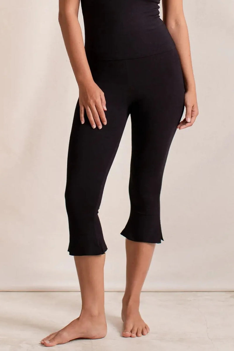 Side Slit Capris Leggings 3