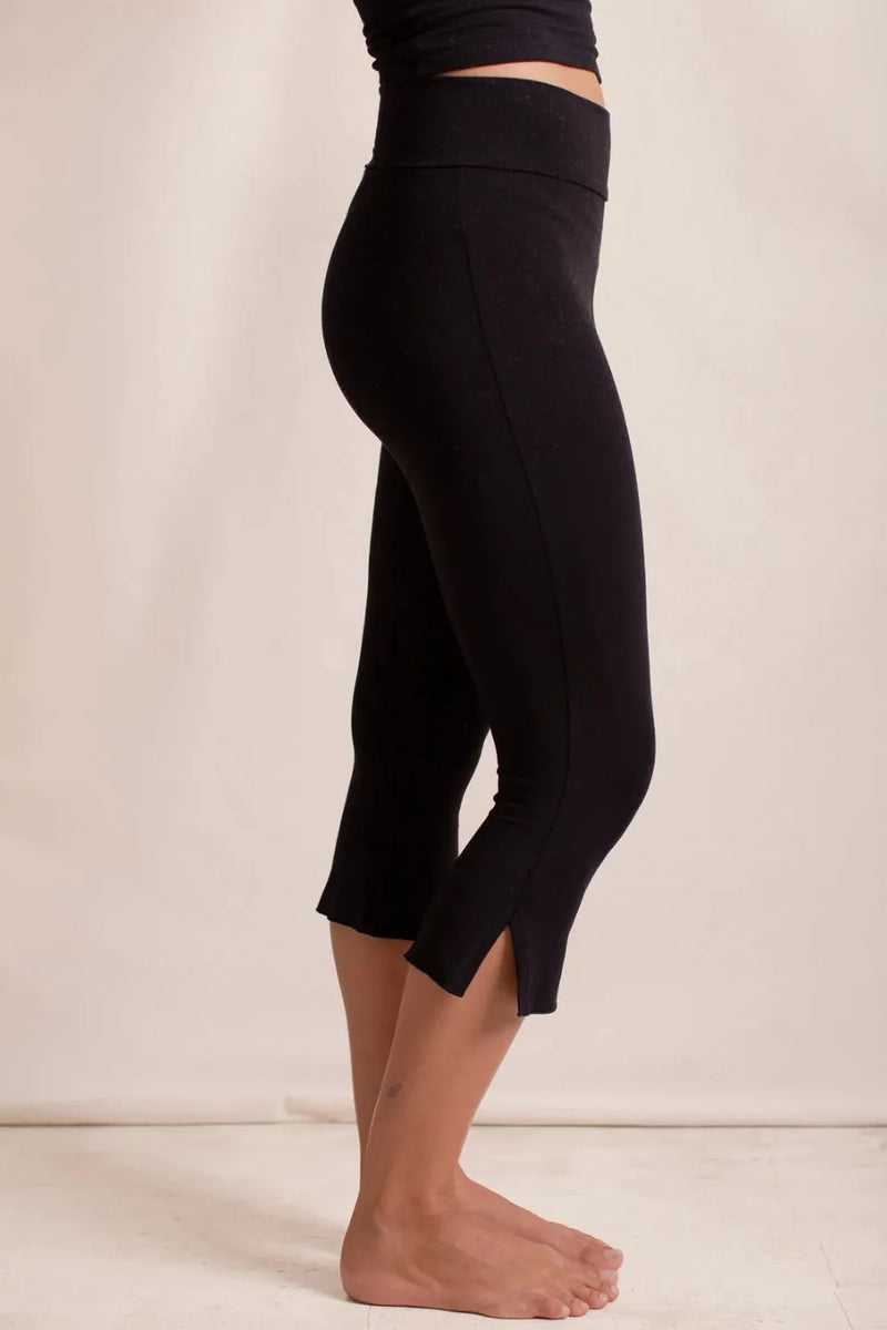 Side Slit Capris Leggings 6