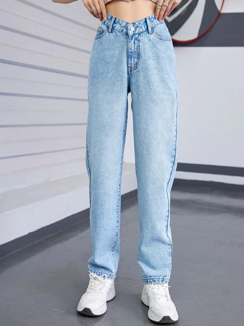 Straight Leg Jeans with Pockets 3