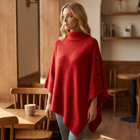 Poncho de Cuello Alto con Botones